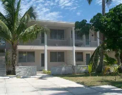 1172 Surf Road, Unit A4 Riviera Beach, FL 33404 - Photo 1 of 4 Primary Photo