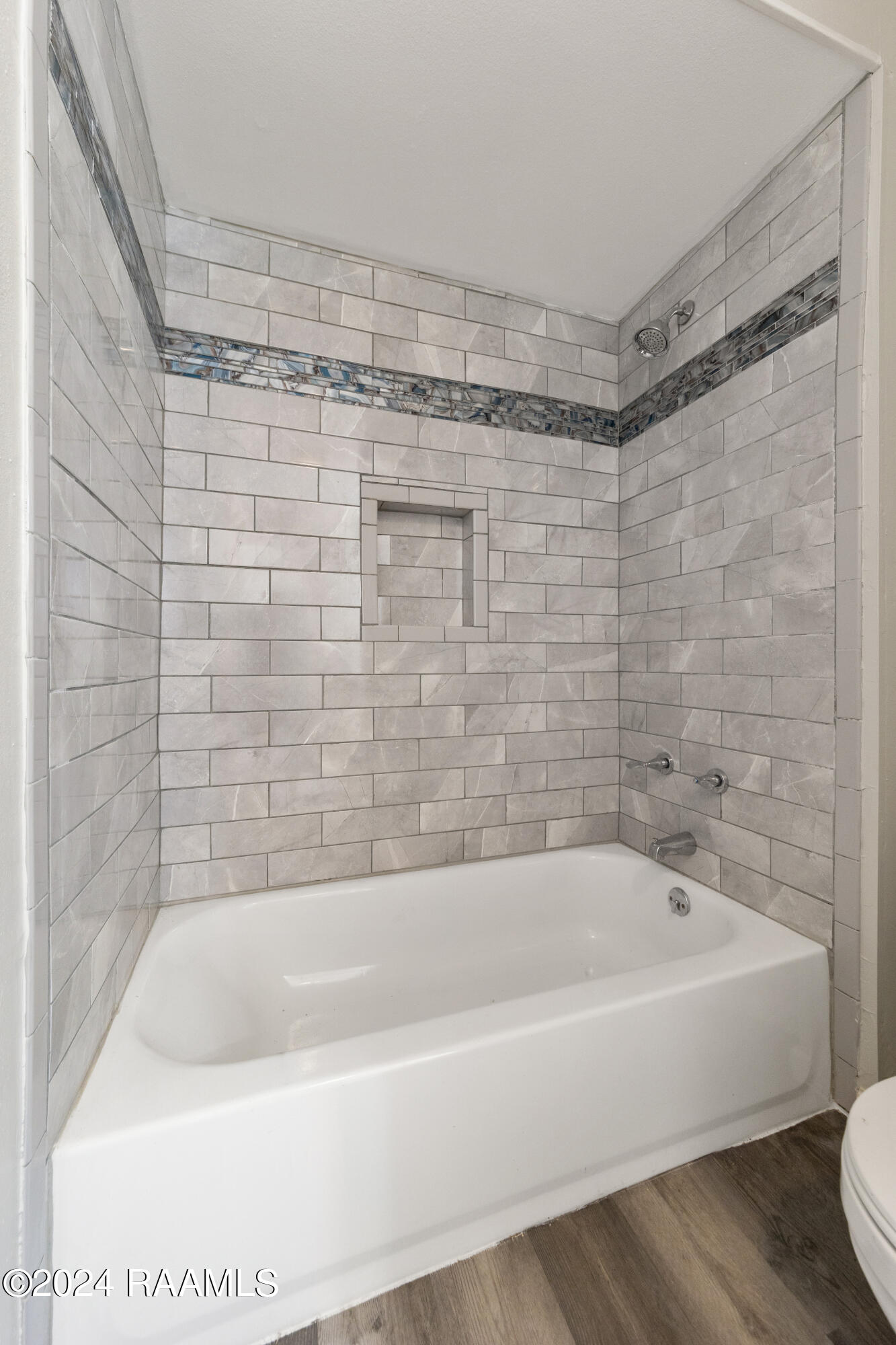 304 Young Drive Lafayette, LA 70506 - Photo 15 of 27 304Young-2-15