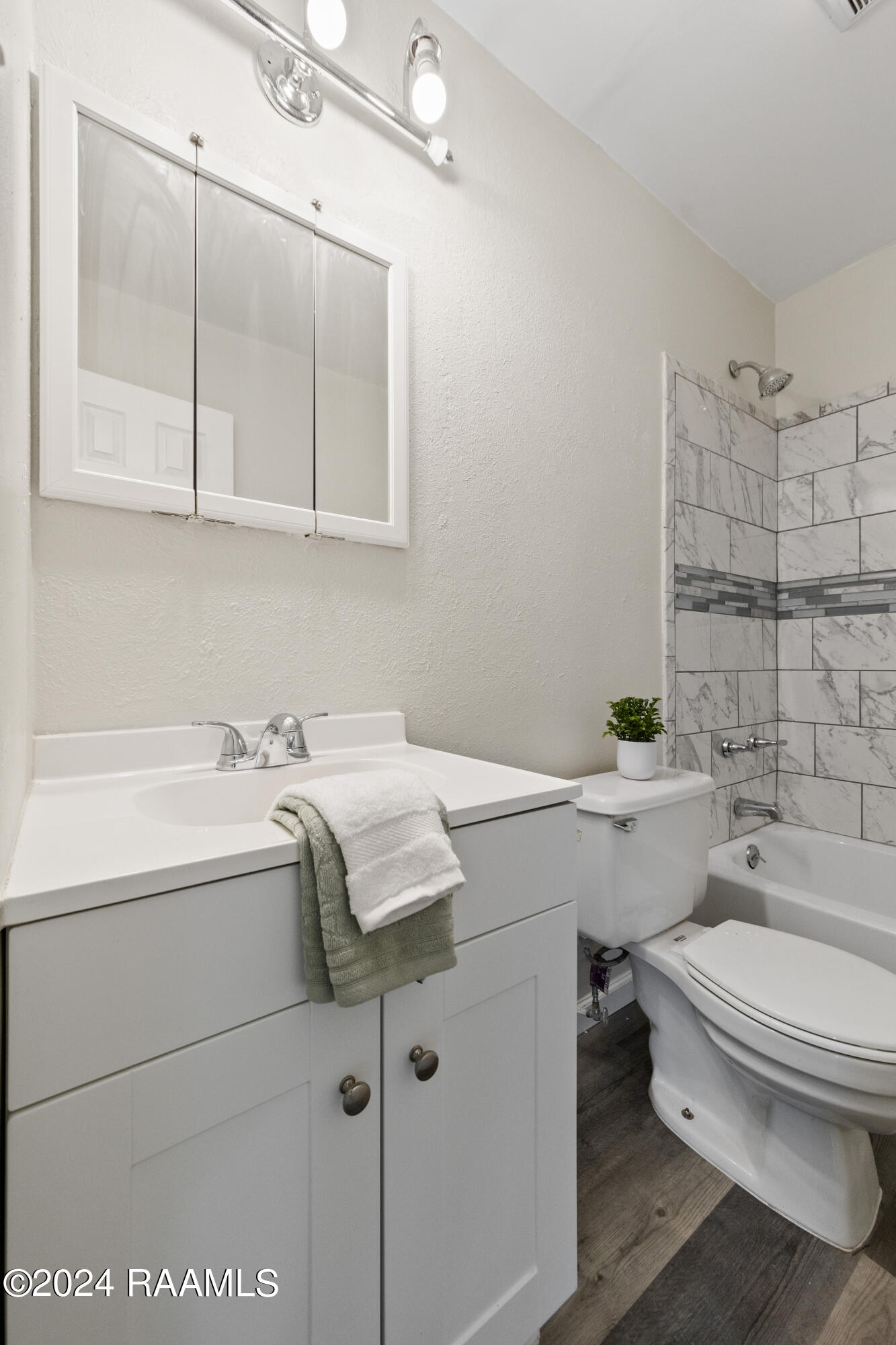 304 Young Drive Lafayette, LA 70506 - Photo 19 of 27 304Young-2-18