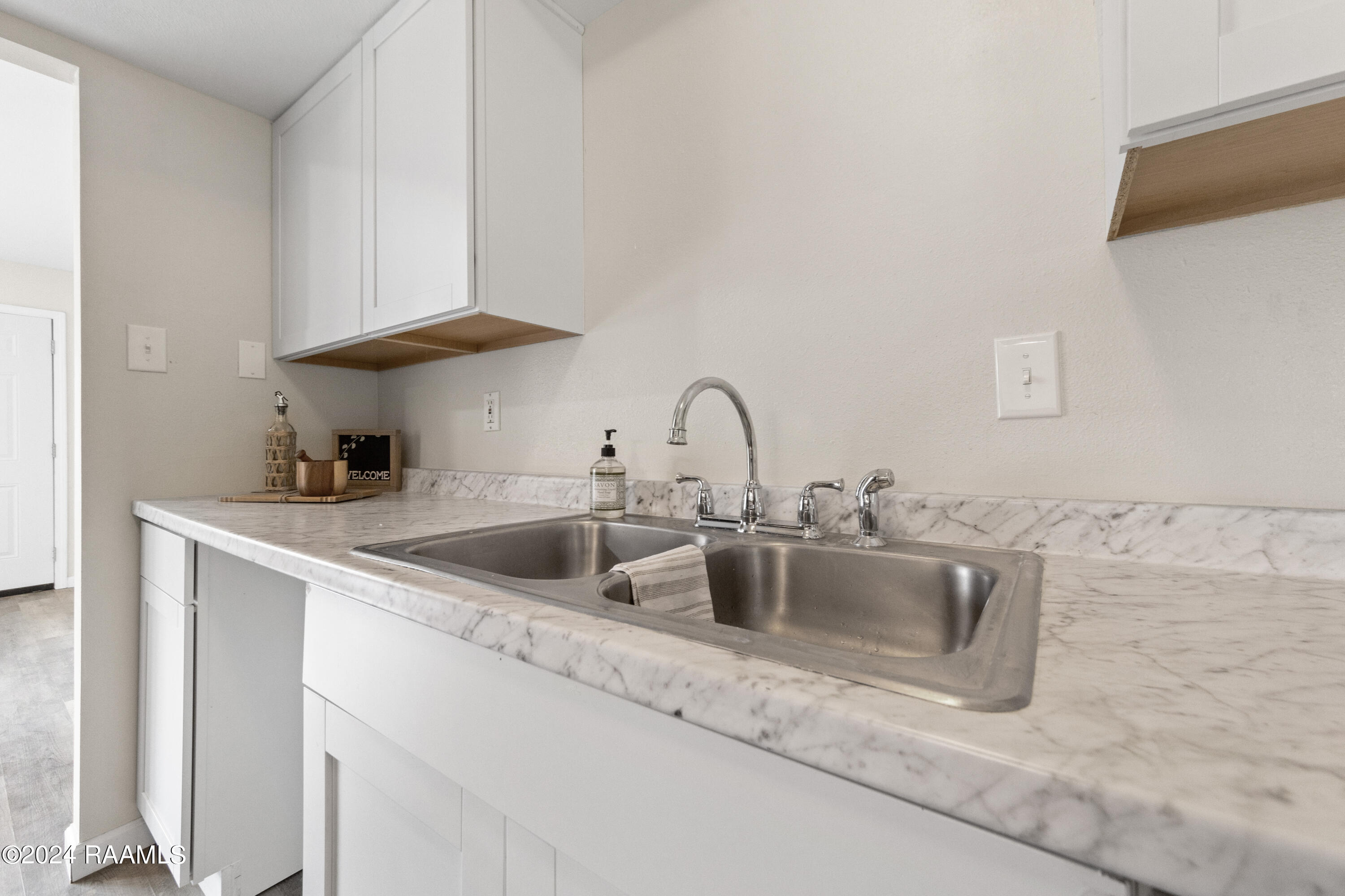 304 Young Drive Lafayette, LA 70506 - Photo 9 of 27 304Young-1-35