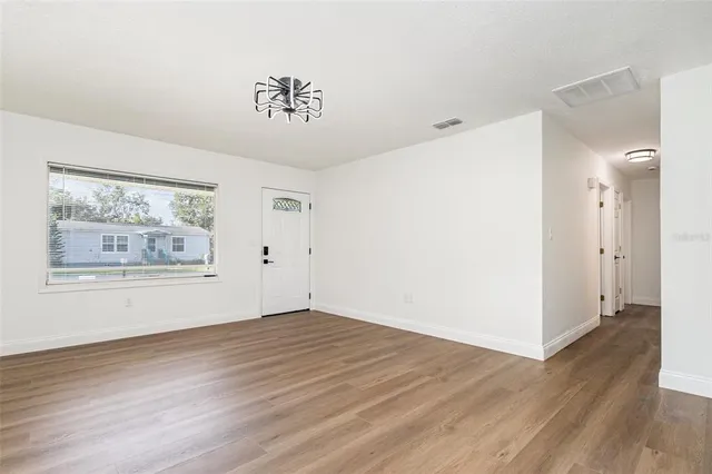 $290,000 | 639 West Williams Street, Lakeland, FL 33805