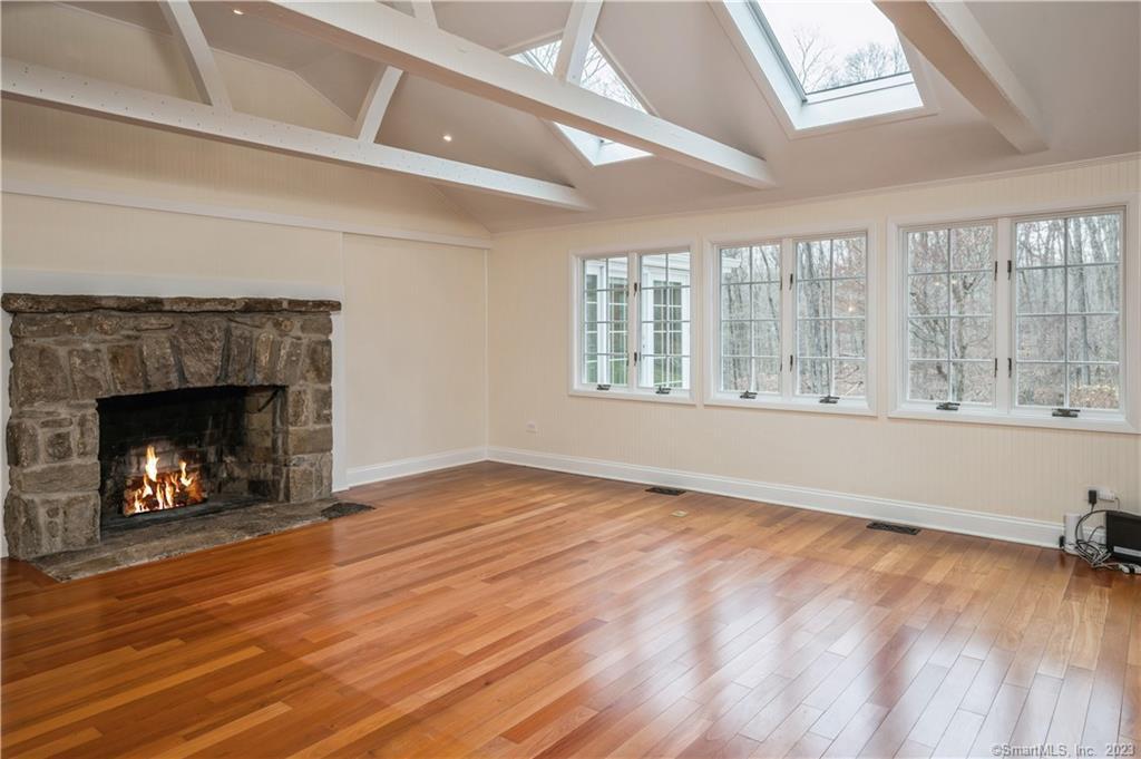 2428 Long Ridge Road Stamford, CT 06903 - Photo 10 of 29