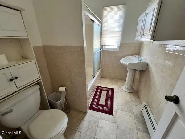 $194,000 | Undisclosed Address, Amsterdam, NY 12010