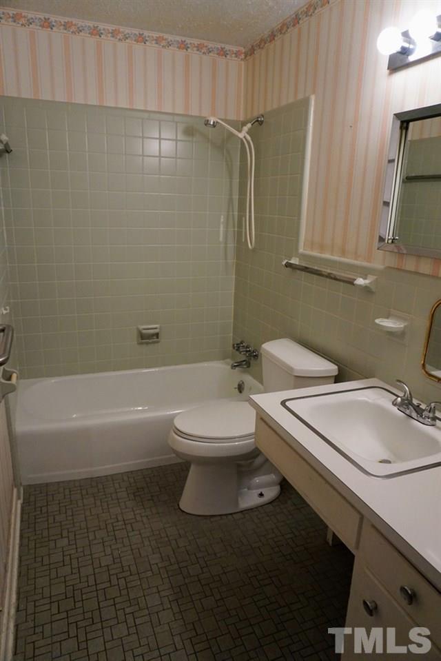 2511 West Cornwallis Road Durham, NC 27705 - Photo 18 of 27 Master Bathroom