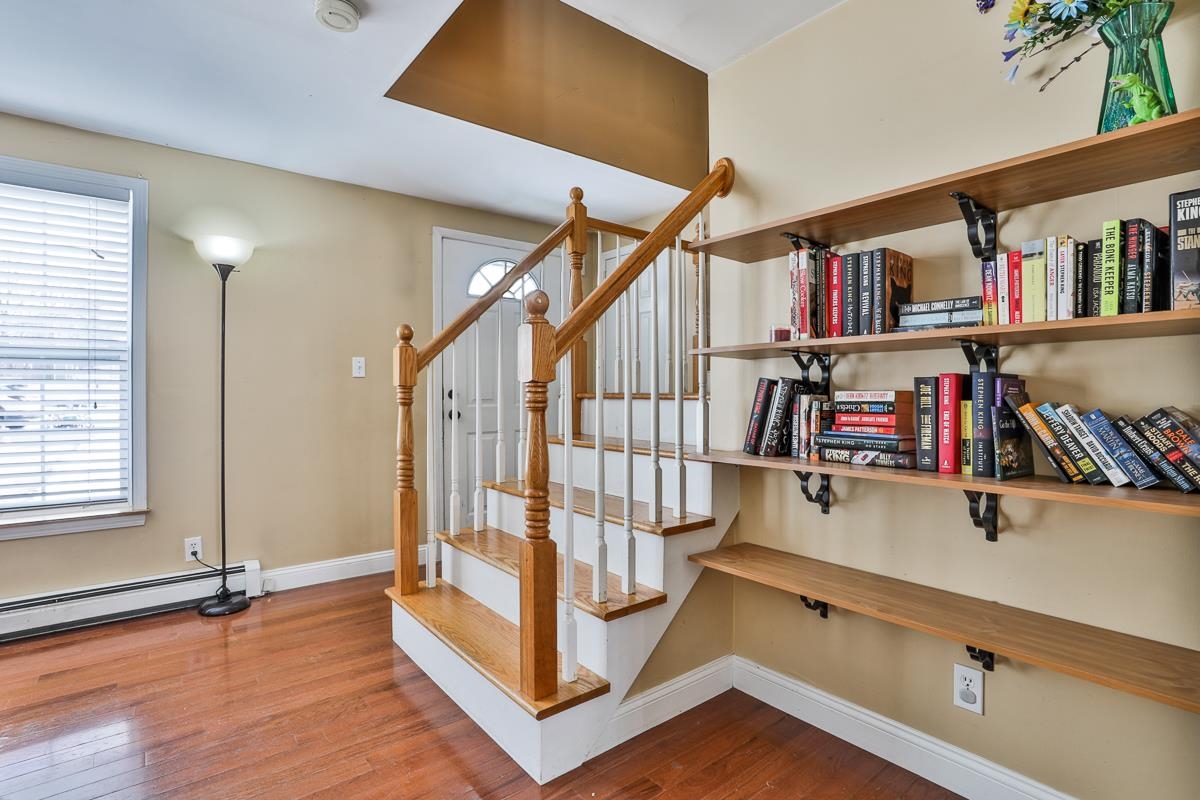 4 Judith Lane Derry, NH 03038 - Photo 4 of 23