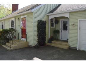 185 Smyth Road Manchester, NH 03104 - Photo 3 of 21