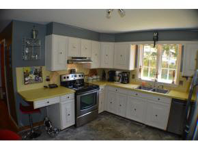 185 Smyth Road Manchester, NH 03104 - Photo 4 of 21