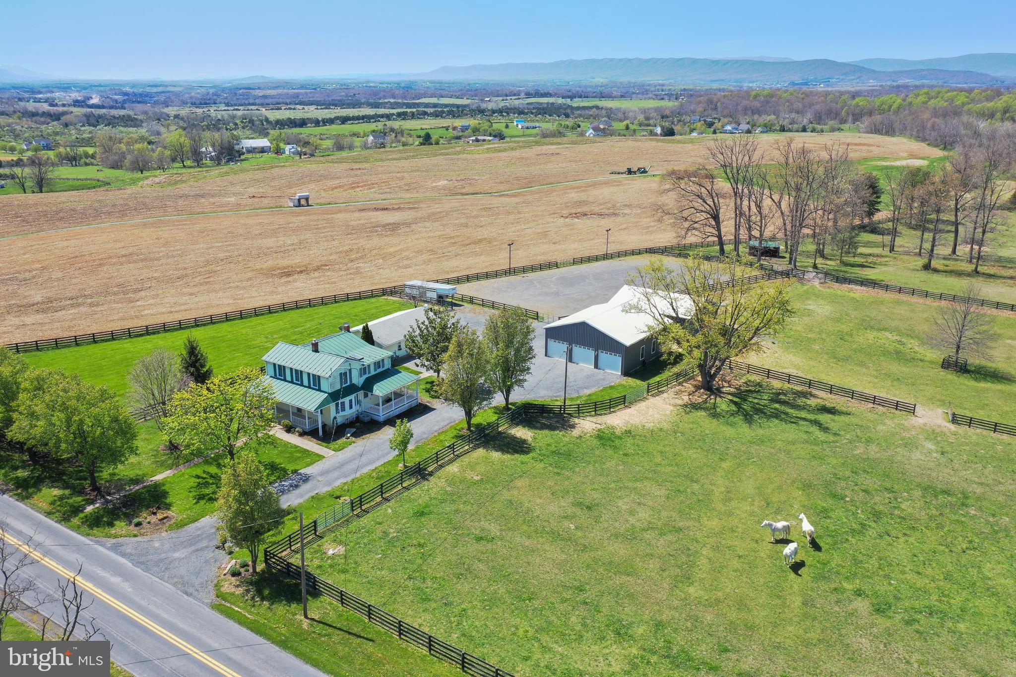 1196 Hites Road Middletown, VA 22645 - Photo 2 of 37