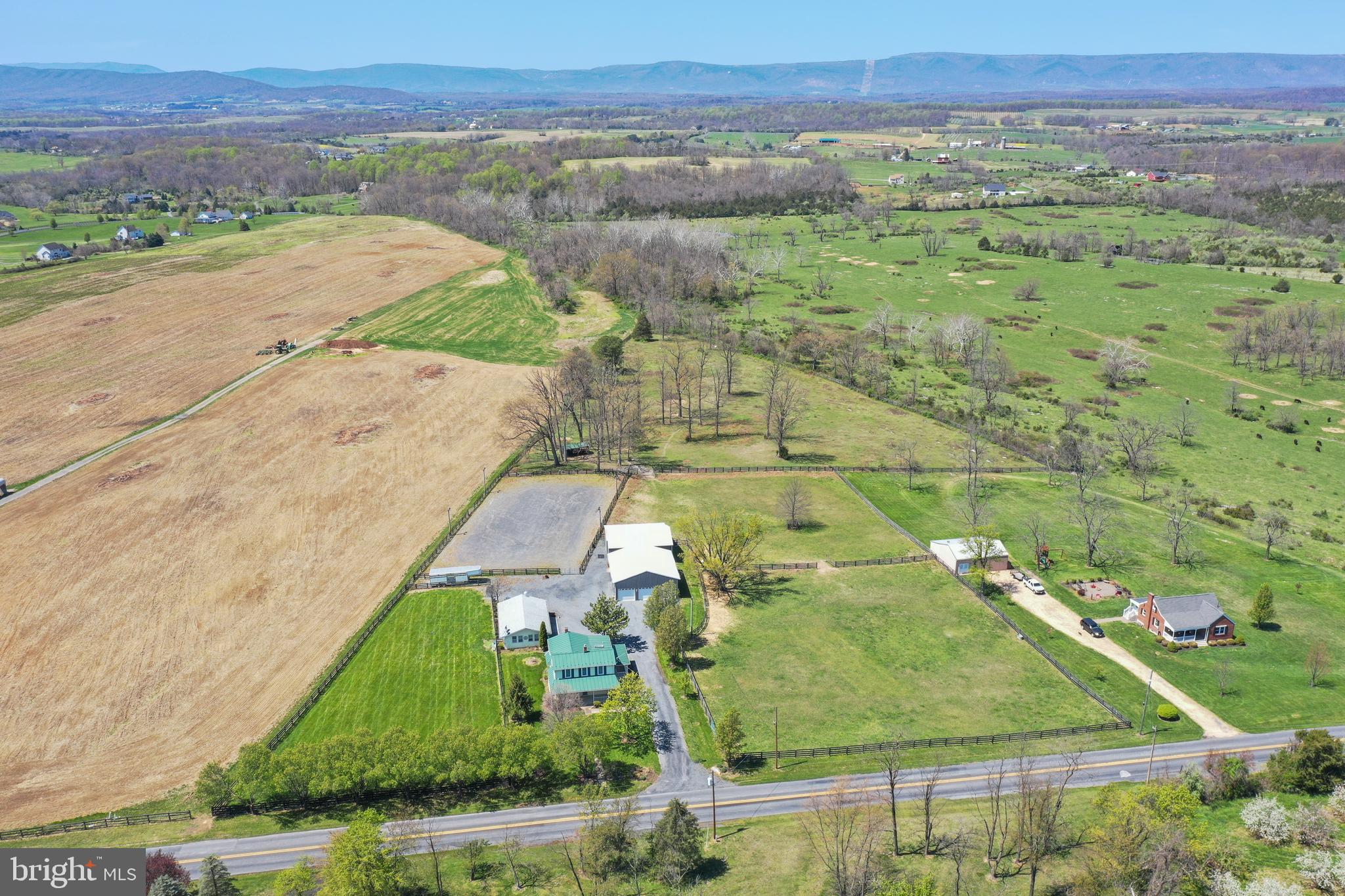 1196 Hites Road Middletown, VA 22645 - Photo 24 of 37