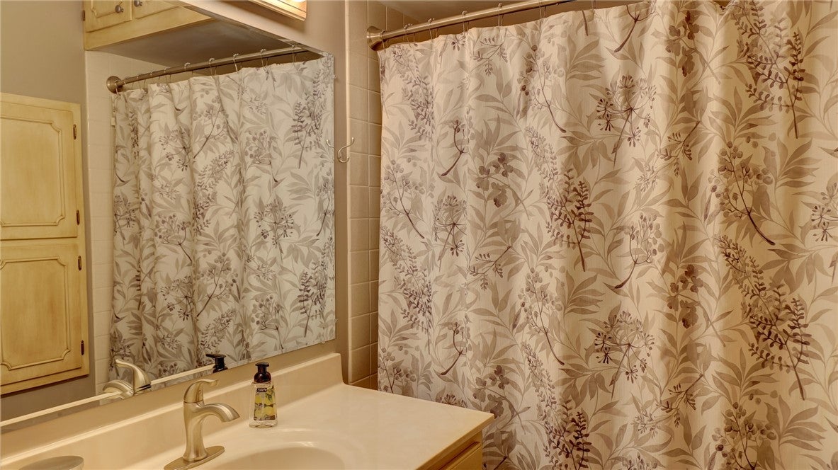 3123 Greenlake Drive Decatur, IL 62521 - Photo 14 of 48 Gallery Image 14