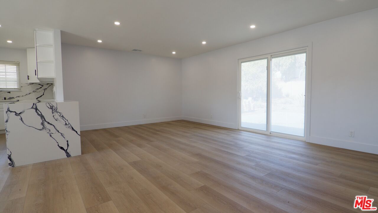 3335 Felix Avenue Simi Valley, CA 93063 - Photo 19 of 30 Gallery Image 19