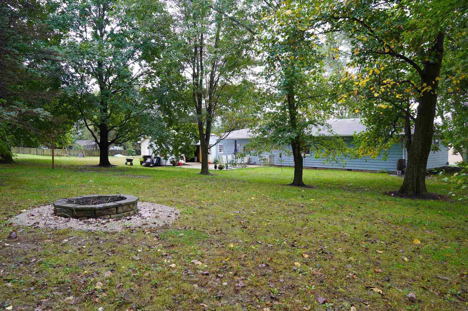 1911 South Raber Road Columbia City, IN 46725 - Photo 8 of 36 Gallery Image 8