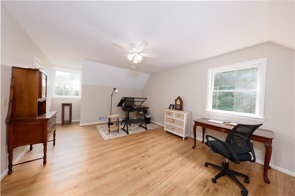 9135 Clearwater Road Gainesville, GA 30506 - Photo 23 of 41