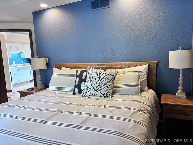 $299,999 | 4230 Holiday Shores, Unit 24, Osage Beach, MO 65065