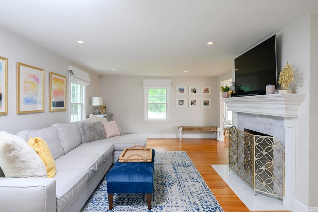 37 Butler Road Hingham, MA 02043 - Photo 12 of 29 Gallery Image 12