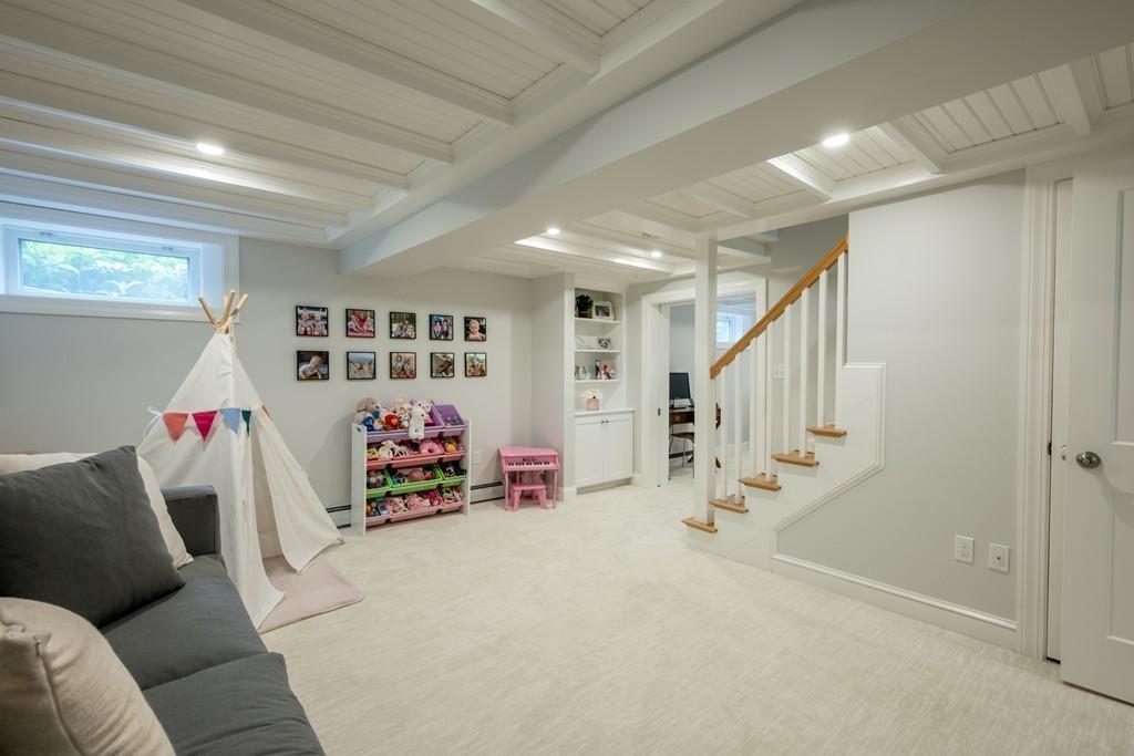 37 Butler Road Hingham, MA 02043 - Photo 21 of 29 Gallery Image 21