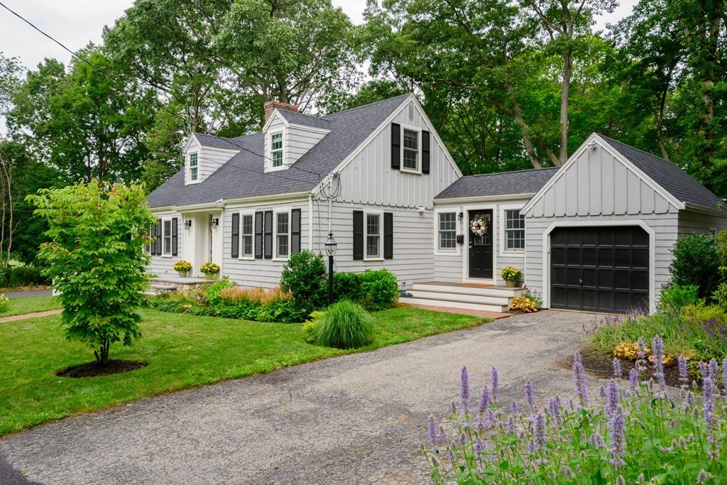 37 Butler Road Hingham, MA 02043 - Photo 3 of 29 Gallery Image 3