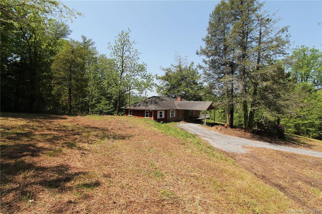 604 Patterson Road Hendersonville, NC 28739 - Photo 2 of 30