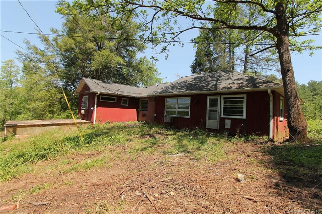 604 Patterson Road Hendersonville, NC 28739 - Photo 3 of 30