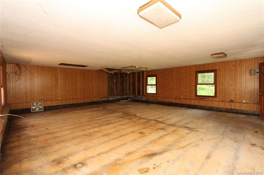 604 Patterson Road Hendersonville, NC 28739 - Photo 26 of 30