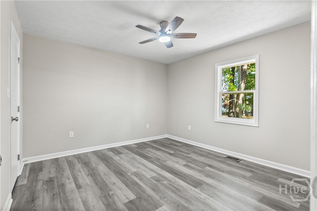 347 Riverbend Road Richmond Hill, GA 31324 - Photo 18 of 31