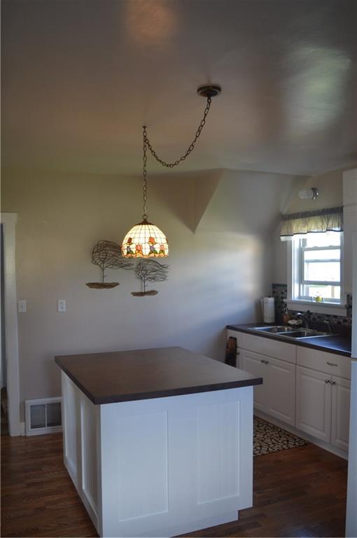 642 New Castle Road Butler, PA 16001 - Photo 13 of 25 Gallery Image 13
