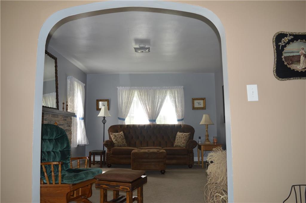 642 New Castle Road Butler, PA 16001 - Photo 15 of 25 Gallery Image 15