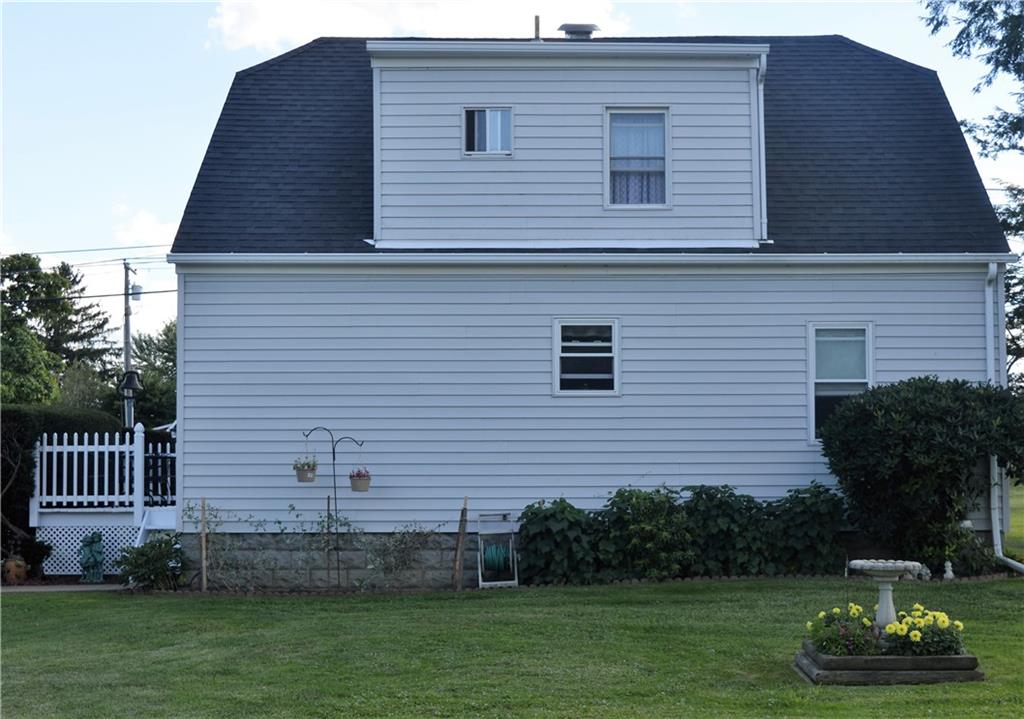 642 New Castle Road Butler, PA 16001 - Photo 4 of 25 Gallery Image 4