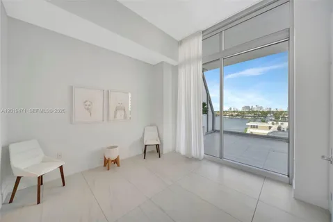 $2,000,000 | 153 North Seabreeze Boulevard, Unit 403, Fort Lauderdale, FL 33304