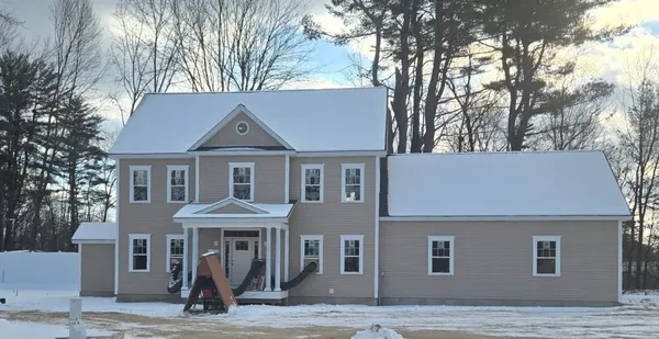 $699,900 | 2 Eagle Perch Drive, Unit 16, Boscawen, NH 03303