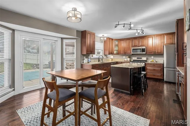 $510,000 | 518 Spring Meadow Crossing, Wentzville, MO 63385