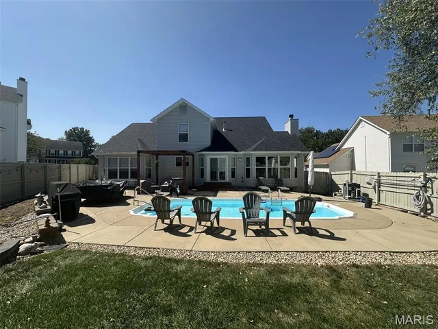 $510,000 | 518 Spring Meadow Crossing, Wentzville, MO 63385