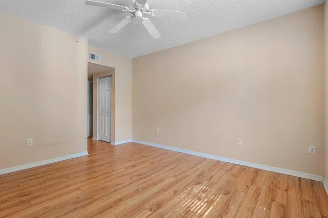 $350,000 | 3211 Tuscany Way, Boynton Beach, FL 33435