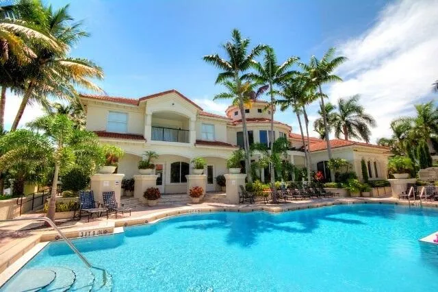 $350,000 | 3211 Tuscany Way, Boynton Beach, FL 33435