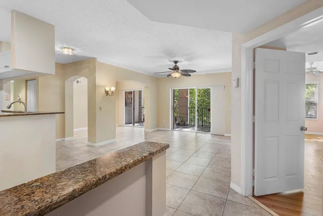 $350,000 | 3211 Tuscany Way, Boynton Beach, FL 33435