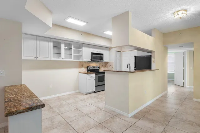 $350,000 | 3211 Tuscany Way, Boynton Beach, FL 33435