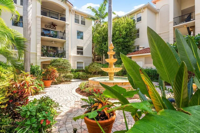 $350,000 | 3211 Tuscany Way, Boynton Beach, FL 33435