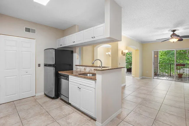 $350,000 | 3211 Tuscany Way, Boynton Beach, FL 33435