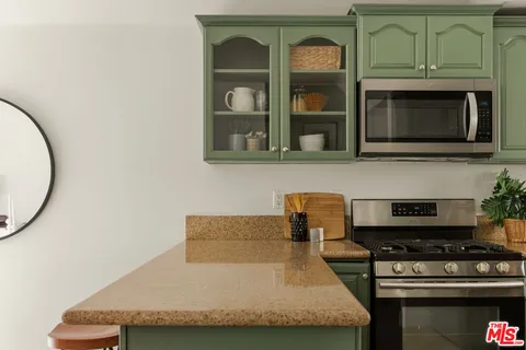 $839,000 | 1201 Viola Avenue, Unit 113, Glendale, CA 91202