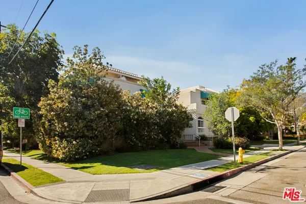 $839,000 | 1201 Viola Avenue, Unit 113, Glendale, CA 91202