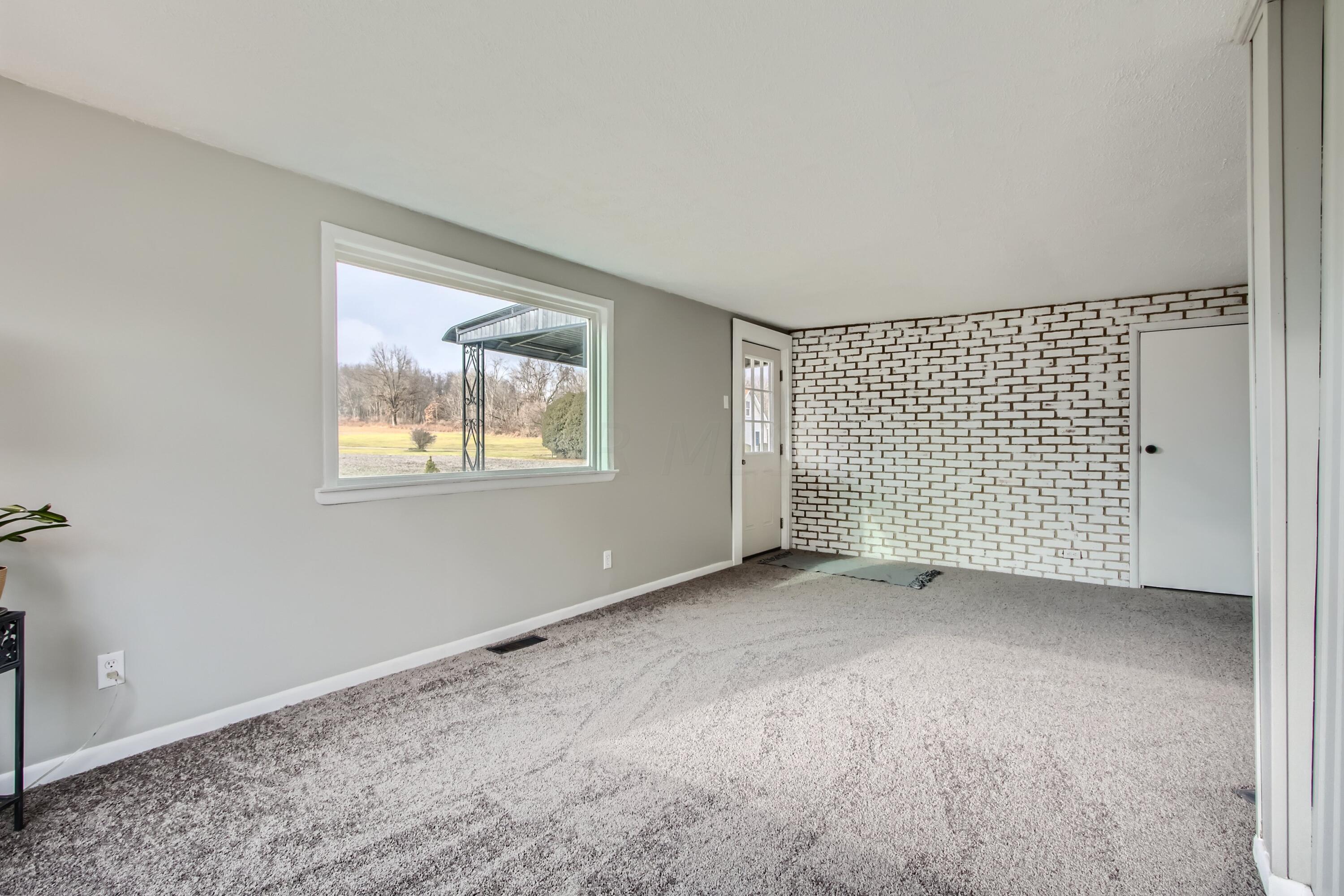 62 Sychar Road Mount Vernon, OH 43050 - Photo 5 of 21 62 Sychar Road - MLS Sized - 005 - 10 Li