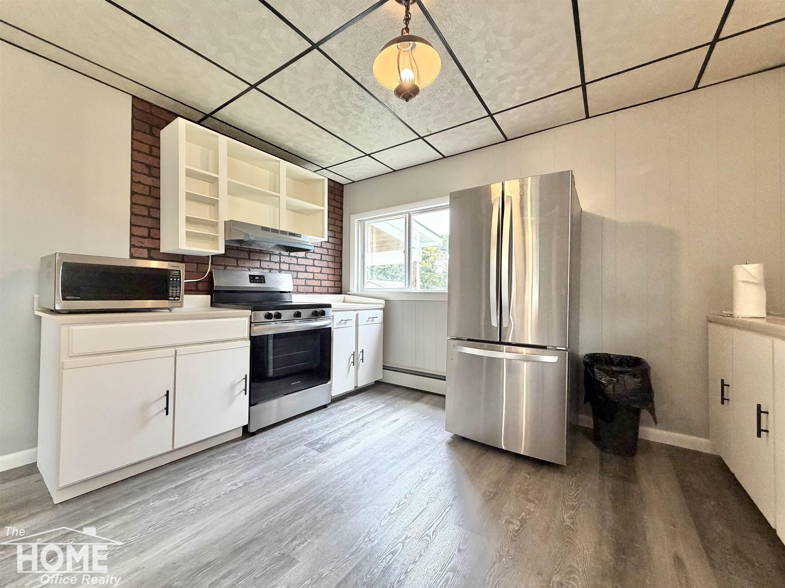 115 East Grand River Road Bancroft, MI 48414 - Photo 9 of 73 50220522-b907489e-3b9b-46fc-b476-b9e3baad4eea.JPG