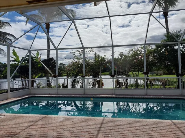 $715,000 | 7042 Southeast Bay Hill Drive, Stuart, FL 34997