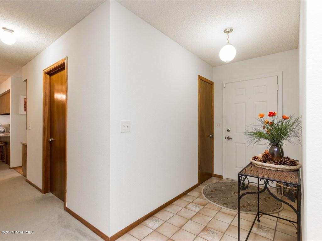205 San Carlos Road Prescott, AZ 86303 - Photo 4 of 18 004_Enrty
