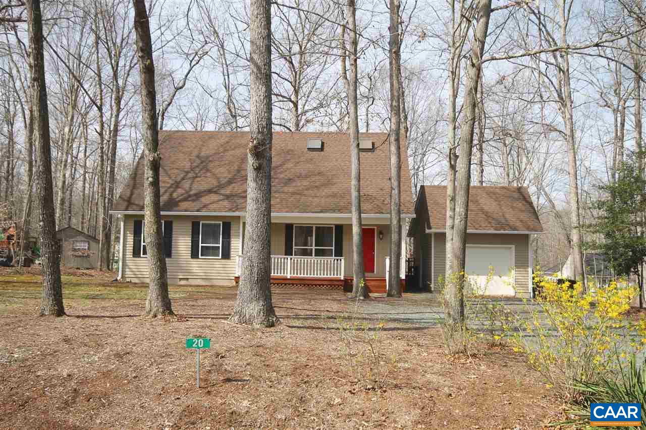 20 Hardwood Road Palmyra, VA 22963 - Photo 3 of 23 Garage is heated and air conditioned too.