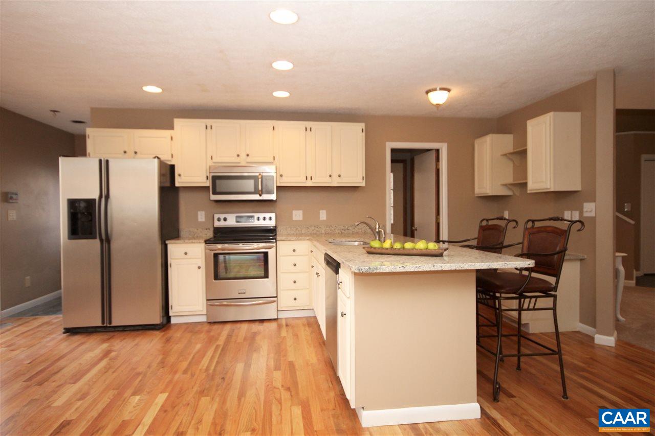 20 Hardwood Road Palmyra, VA 22963 - Photo 8 of 23 White Cabinetry and accented by Brush Nickel hardware.