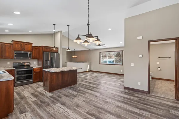 $460,000 | 2588 101st Street Northwest, Zimmerman, MN 55398