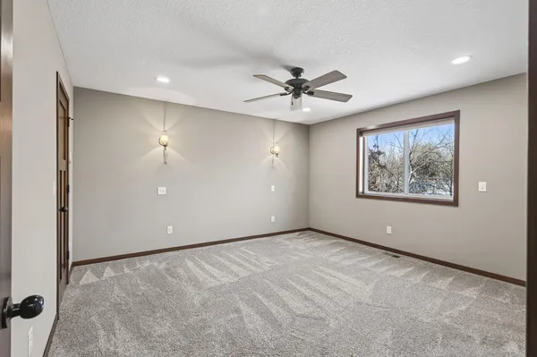 $460,000 | 2588 101st Street Northwest, Zimmerman, MN 55398