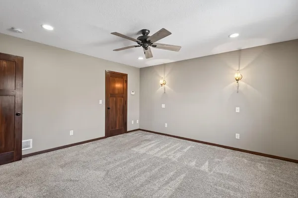 $460,000 | 2588 101st Street Northwest, Zimmerman, MN 55398