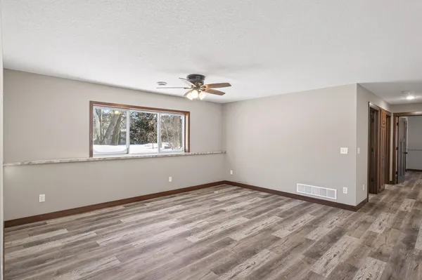 $460,000 | 2588 101st Street Northwest, Zimmerman, MN 55398